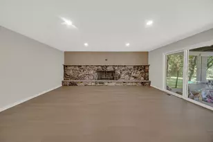 1831 N Rolling Ln, Arlington Heights, IL 60004 - Photo 22