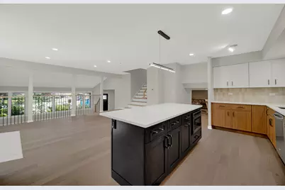 1831 N Rolling Lane, Arlington Heights, IL 60004 - Photo 16