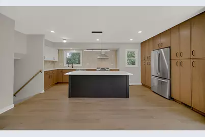 1831 N Rolling Lane, Arlington Heights, IL 60004 - Photo 14