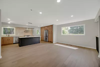 1831 N Rolling Lane, Arlington Heights, IL 60004 - Photo 10