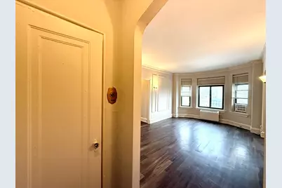 [Address not provided], Chicago, IL 60626 - Photo 8