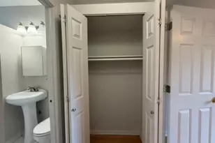 13385 W Argyle St, Chicago, IL 60640 - Photo 16