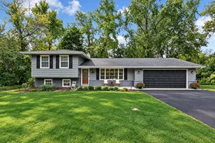 21 E Hillside Rd, Naperville, IL 60540 - Photo 1