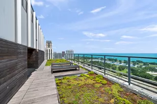 2400 N Lakeview Ave, Chicago, IL 60614 - Photo 14