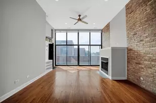 1552 W Fullerton Ave, Chicago, IL 60614 - Photo 4
