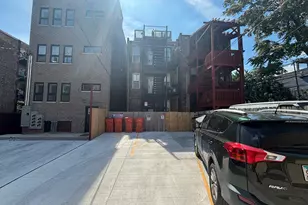 1344 W Ohio St, Chicago, IL 60642 - Photo 18