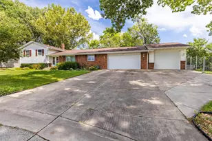 203 Wood Rd, Rockford, IL 61107 - Photo 1