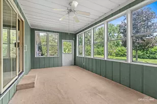 49 Sherwick Rd, Oswego, IL 60543 - Photo 8