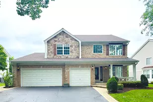 572 E Delgado Dr, Palatine, IL 60074 - Photo 1