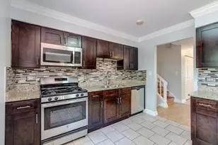4470 Capstan Dr, Hoffman Estates, IL 60192 - Photo 18