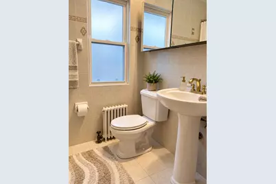 5720 N Manton Avenue, Chicago, IL 60646 - Photo 12