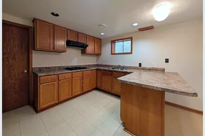233 Highpoint Circle, Bourbonnais, IL 60914 - Photo 8
