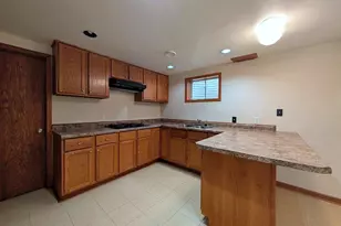 233 Highpoint Circle, Bourbonnais, IL 60914 - Photo 8