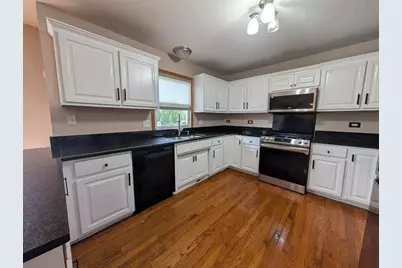 233 Highpoint Circle, Bourbonnais, IL 60914 - Photo 6