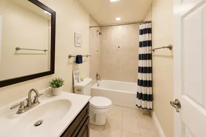 724 E 50th Place, Chicago, IL 60615 - Photo 12