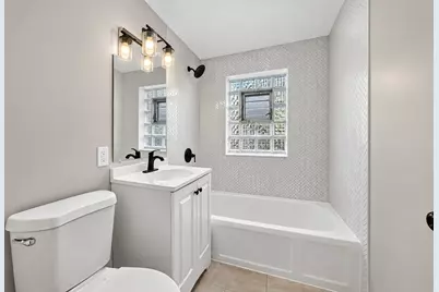 8831 S Eggleston Avenue, Chicago, IL 60620 - Photo 8