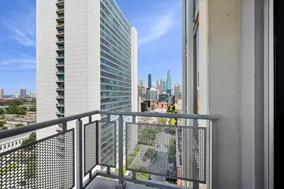 720 N Larrabee Street #1601, Chicago, IL 60654 - Photo 18