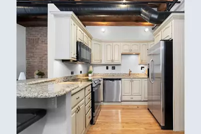 331 S Peoria Street #403, Chicago, IL 60607 - Photo 4