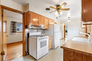 7101 W Devon Ave, Chicago, IL 60631 - Photo 10