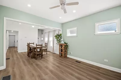 8915 S Racine Avenue, Chicago, IL 60620 - Photo 2