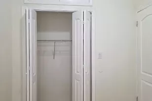 1643 W 35th St, Chicago, IL 60609 - Photo 12