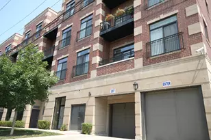 4651 N Greenview Ave, Chicago, IL 60640 - Photo 1