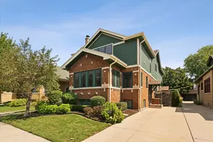 4929 N Fairfield Ave, Chicago, IL 60625 - Photo 1