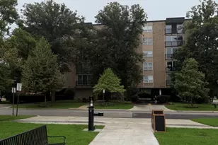 424 Park Ave, River Forest, IL 60305 - Photo 1