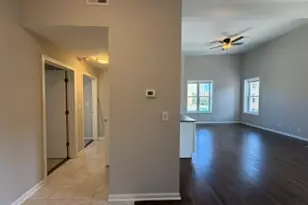 617 W Drummond Pl, Chicago, IL 60614 - Photo 6