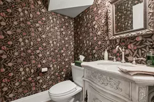2423 Harrison St, Evanston, IL 60201 - Photo 40