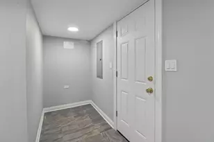 210 W 111th St, Chicago, IL 60628 - Photo 36