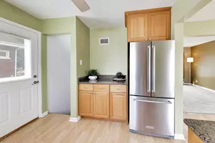 1493 Orchard St, Des Plaines, IL 60018 - Photo 8