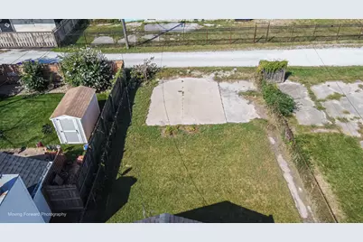 14034 S Saginaw Avenue, Burnham, IL 60633 - Photo 4
