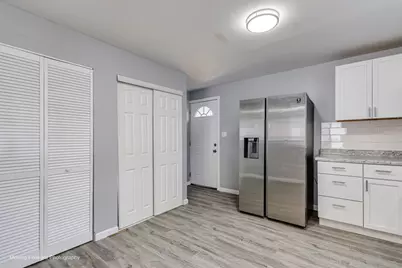 14034 S Saginaw Avenue, Burnham, IL 60633 - Photo 8