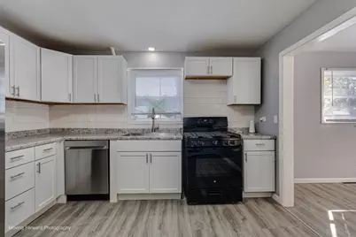 14034 S Saginaw Avenue, Burnham, IL 60633 - Photo 6