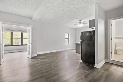 4555 N Malden Street #205, Chicago, IL 60640 - Photo 4