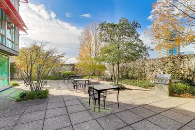 800 Elgin Road #1419, Evanston, IL 60201 - Photo 32