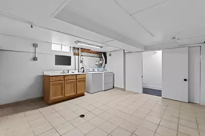 7748 W Oakton Street, Niles, IL 60714 - Photo 30