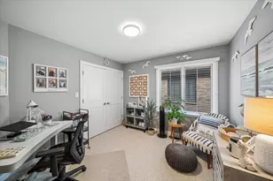 6829 W 64th Pl, Chicago, IL 60638 - Photo 20