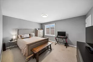 6829 W 64th Pl, Chicago, IL 60638 - Photo 18