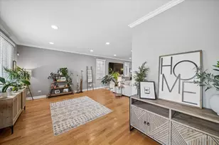 6829 W 64th Pl, Chicago, IL 60638 - Photo 4