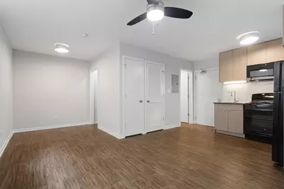 5411 N Winthrop Avenue #517, Chicago, IL 60640 - Photo 4