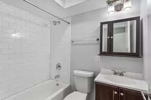 5534 N Kenmore Ave, Chicago, IL 60640 - Photo 8