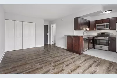 5534 N Kenmore Avenue #504, Chicago, IL 60640 - Photo 4