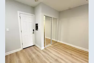 5710 N Winthrop Avenue #303, Chicago, IL 60660 - Photo 4