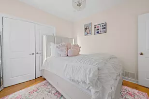 3132 N Luna Ave, Chicago, IL 60641 - Photo 16