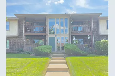 801 Brook Drive #3, Streamwood, IL 60107 - Photo 1
