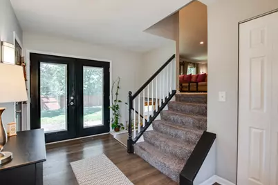 412 Nassau Avenue, Bolingbrook, IL 60440 - Photo 2