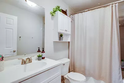 412 Nassau Avenue, Bolingbrook, IL 60440 - Photo 14