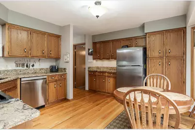 4996 Zenith Parkway, Machesney Park, IL 61115 - Photo 10